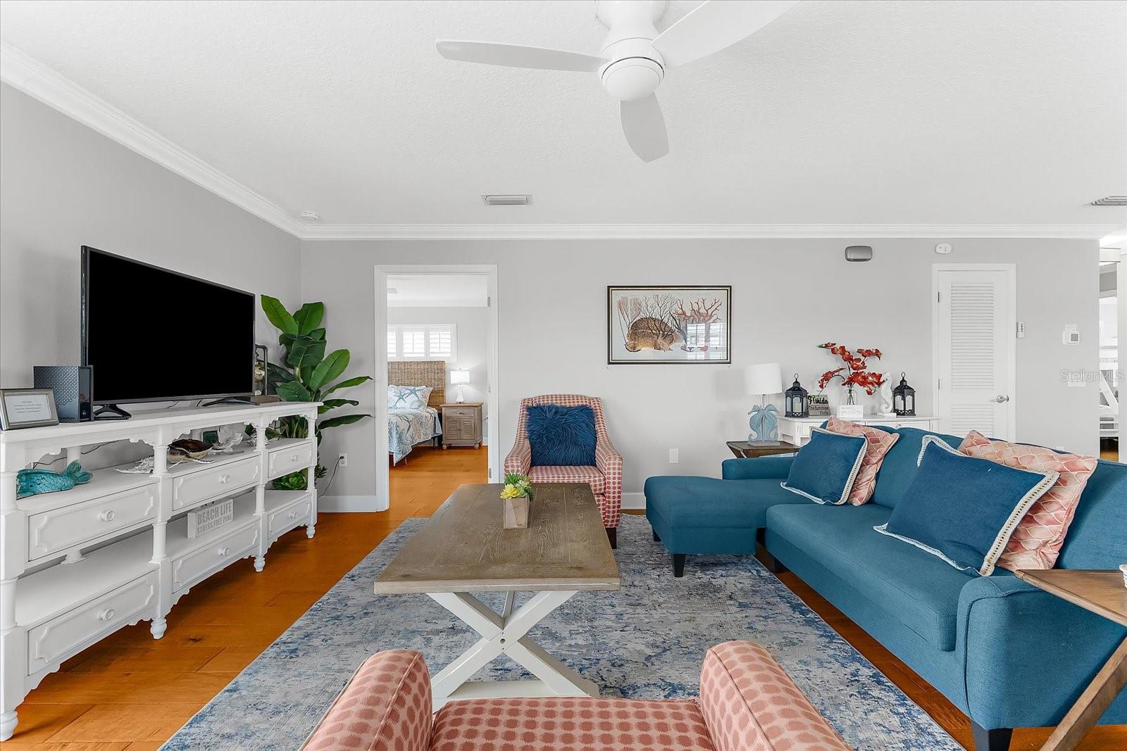 2300 AVENUE B, BRADENTON BEACH, FL, 34217