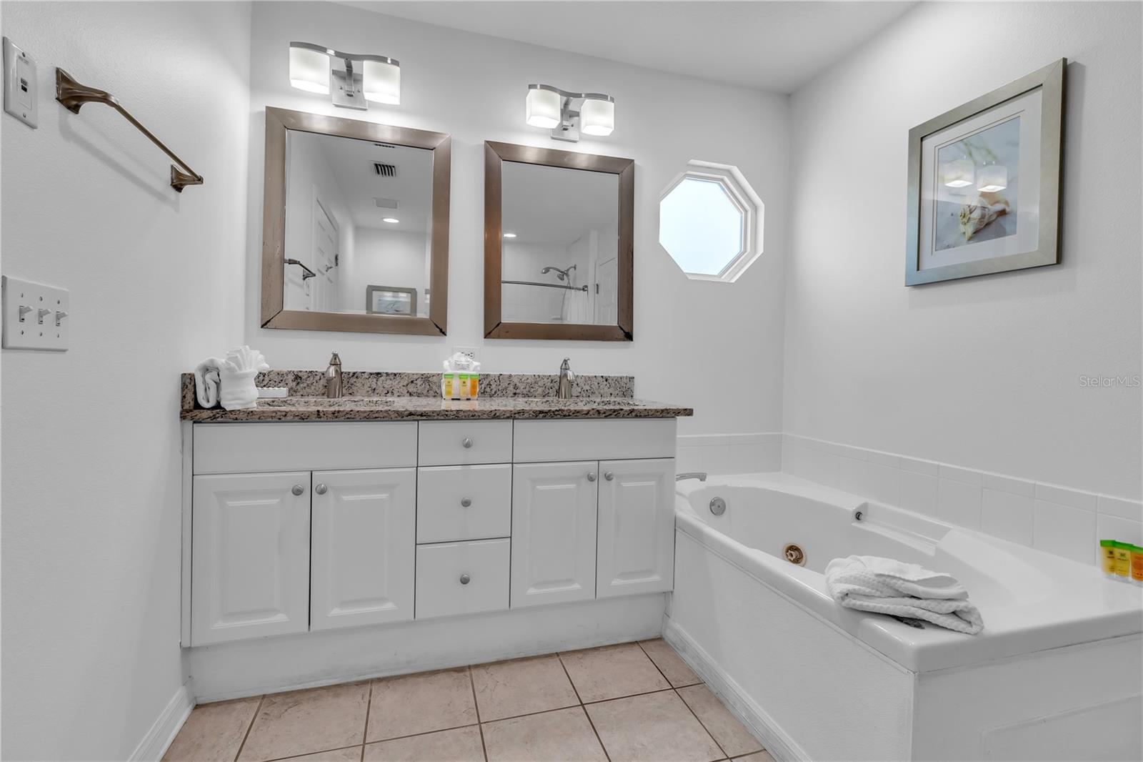 2300 AVENUE B, BRADENTON BEACH, FL, 34217