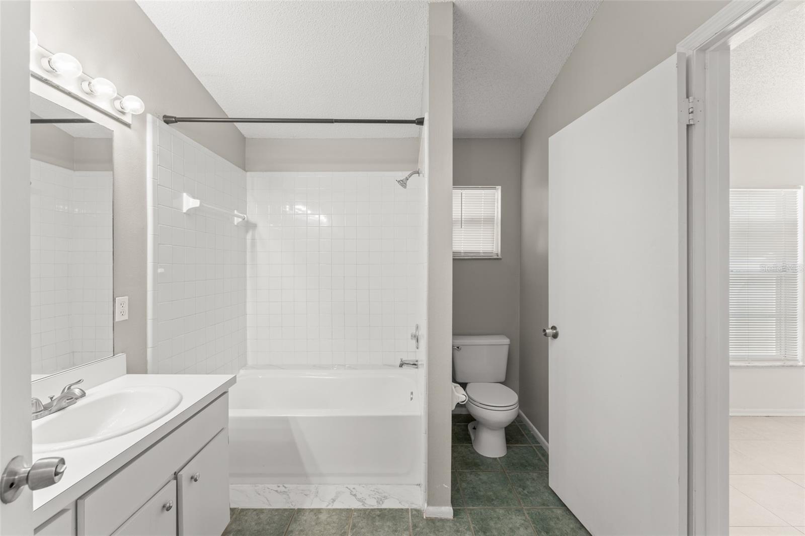 2920 CURRY VILLAGE LN, ORLANDO, FL, 32822