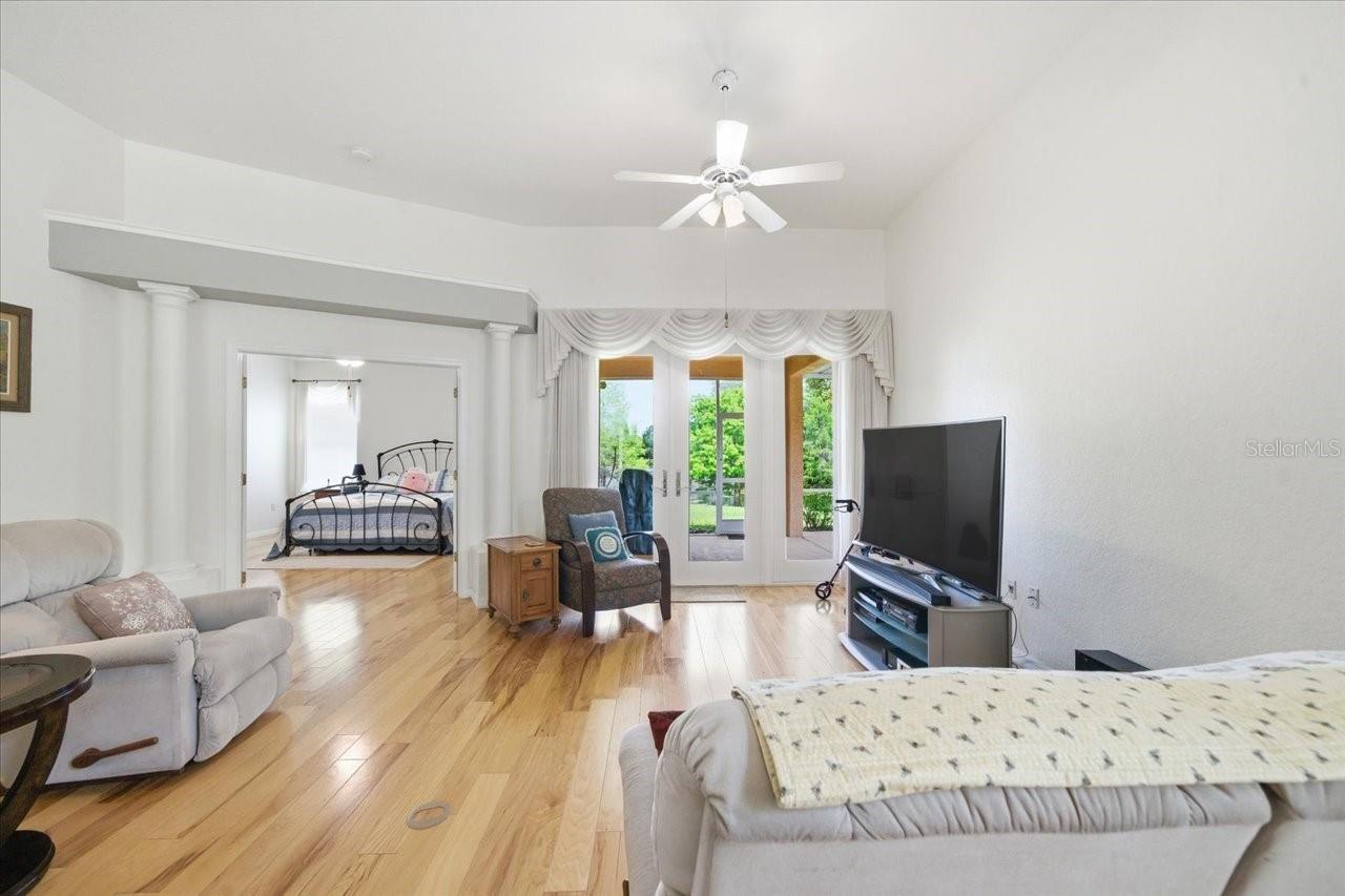 1154 SARAH CT, DUNEDIN, FL, 34698