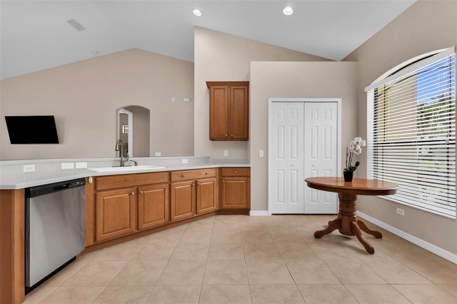24425 LAKEVIEW PL, PORT CHARLOTTE, FL, 33980