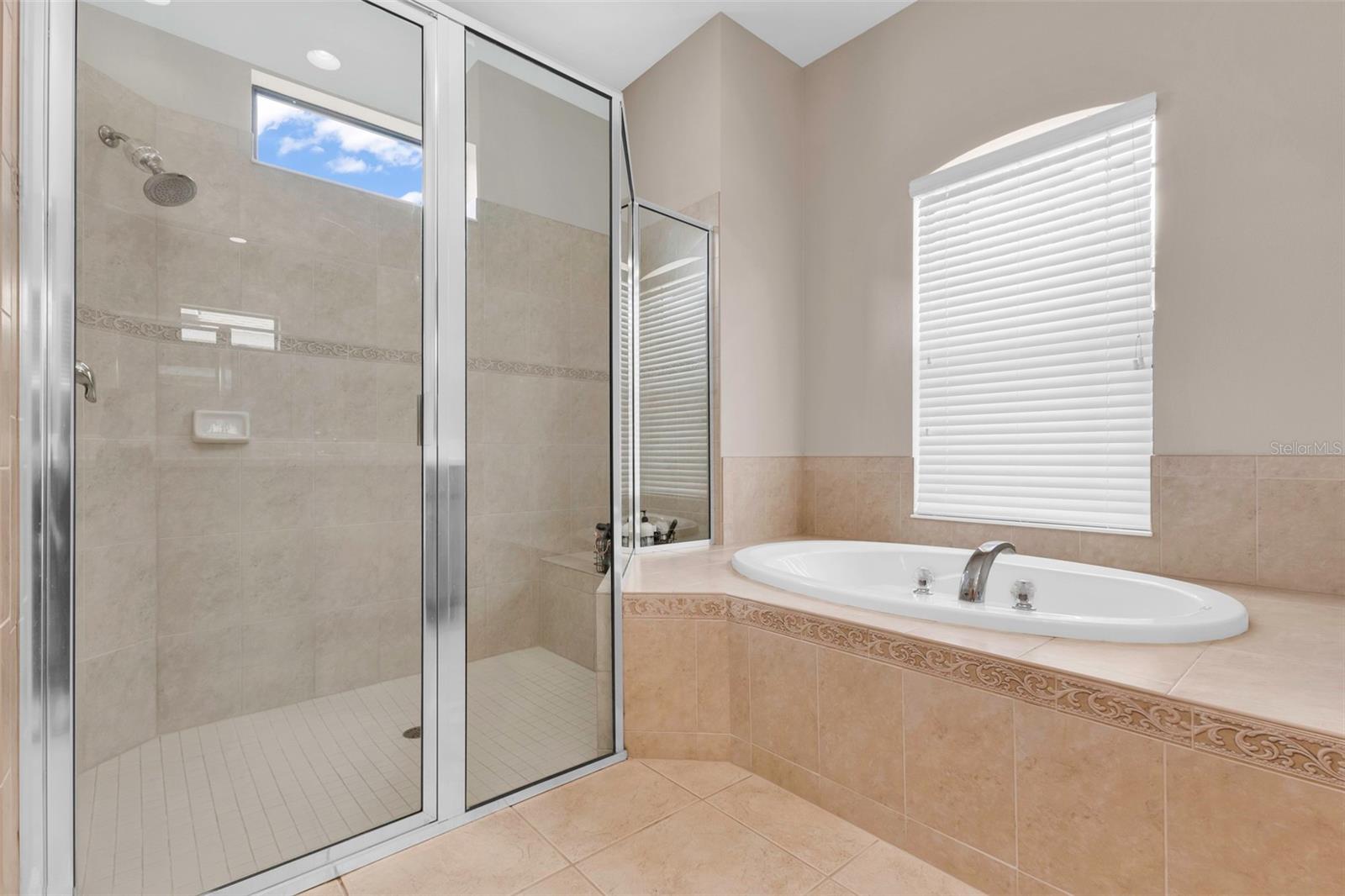 24425 LAKEVIEW PL, PORT CHARLOTTE, FL, 33980