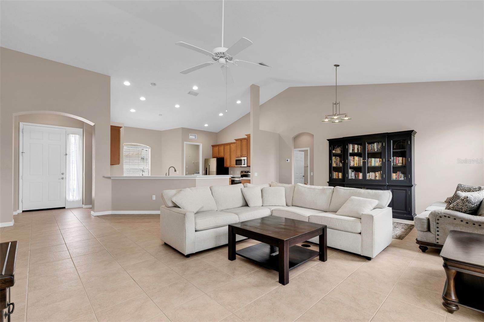 24425 LAKEVIEW PL, PORT CHARLOTTE, FL, 33980