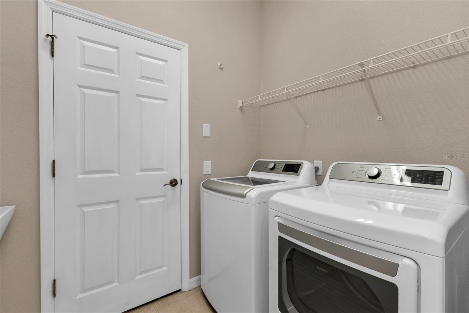 24425 LAKEVIEW PL, PORT CHARLOTTE, FL, 33980