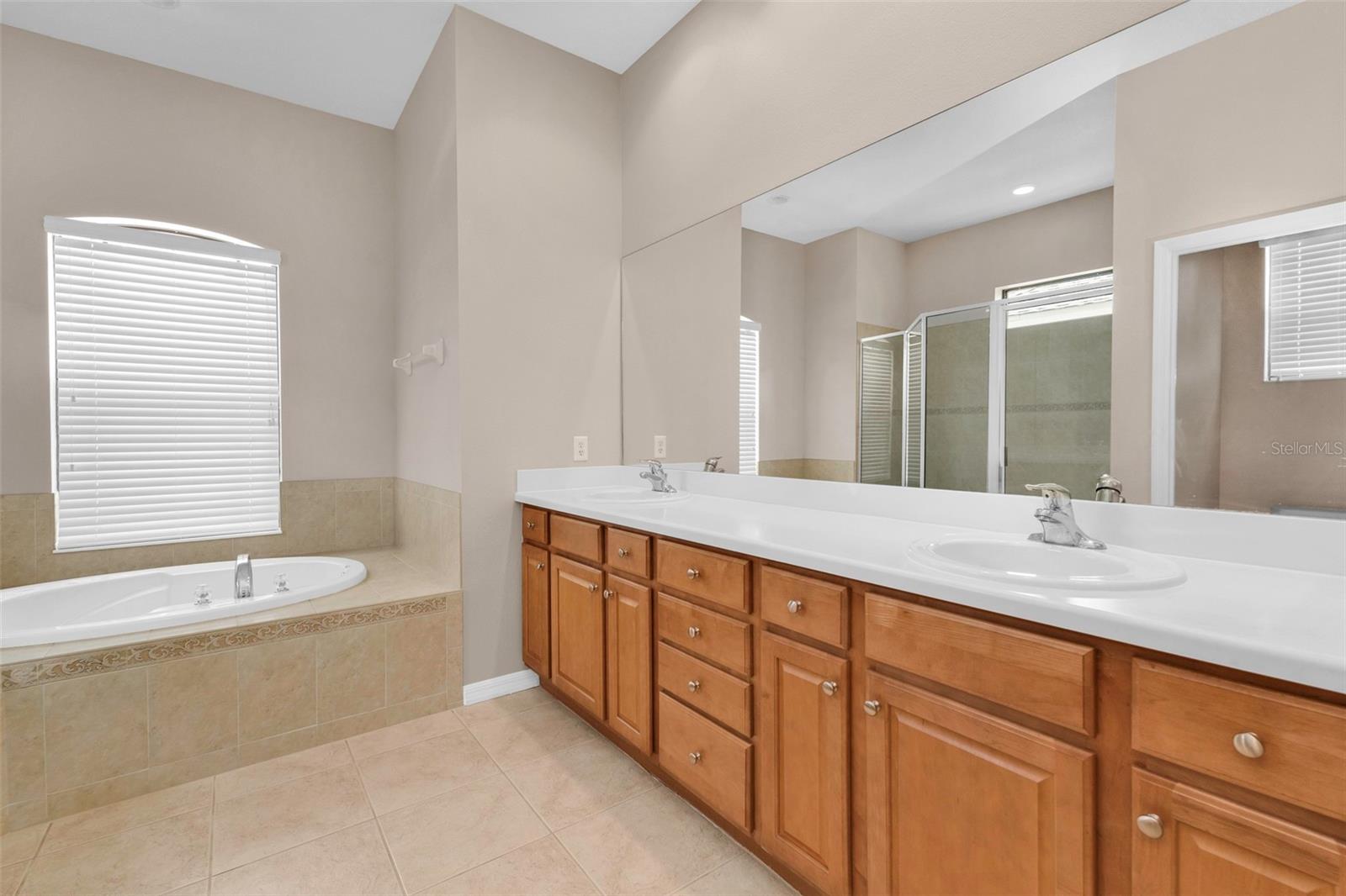 24425 LAKEVIEW PL, PORT CHARLOTTE, FL, 33980