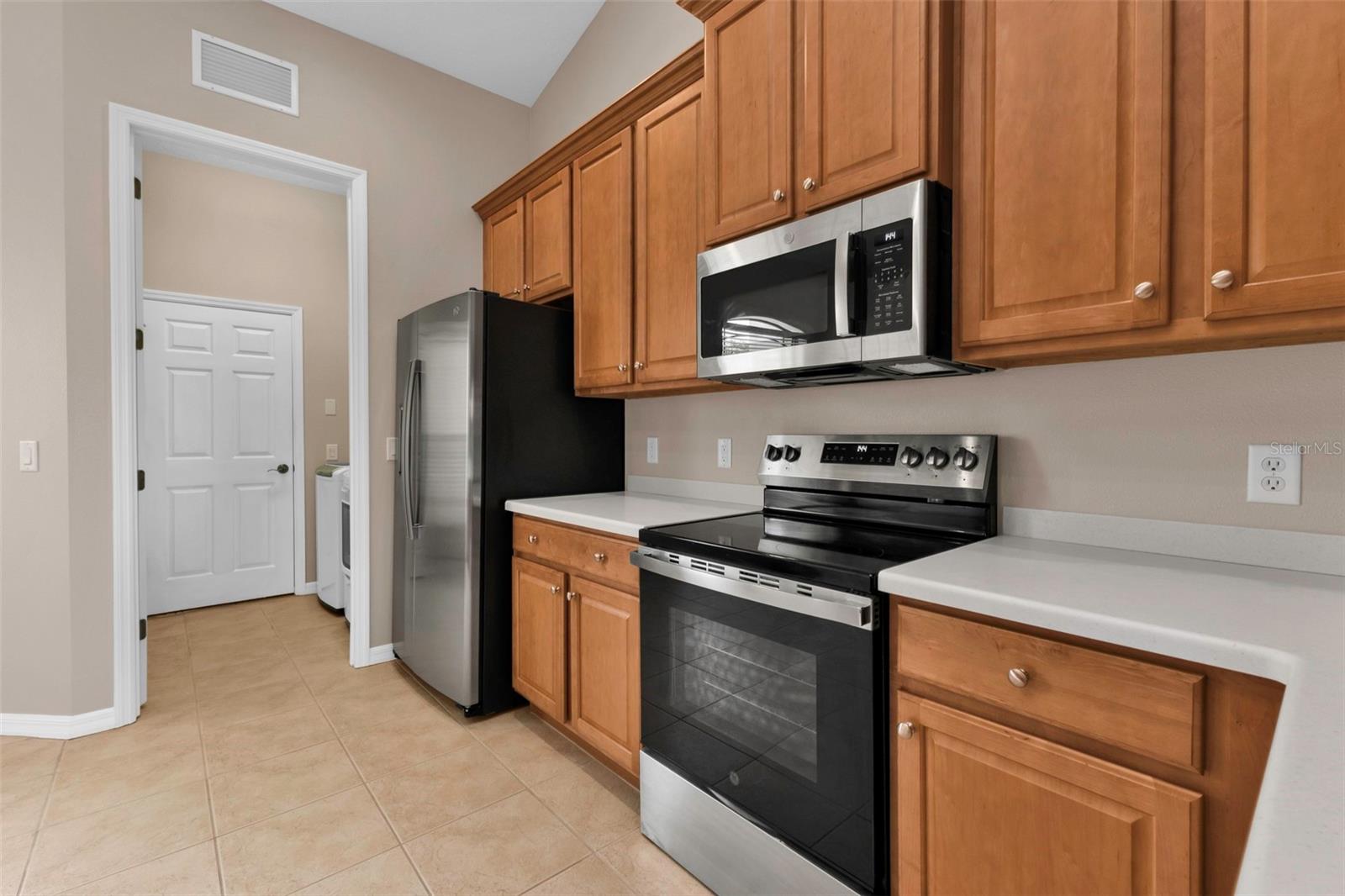 24425 LAKEVIEW PL, PORT CHARLOTTE, FL, 33980