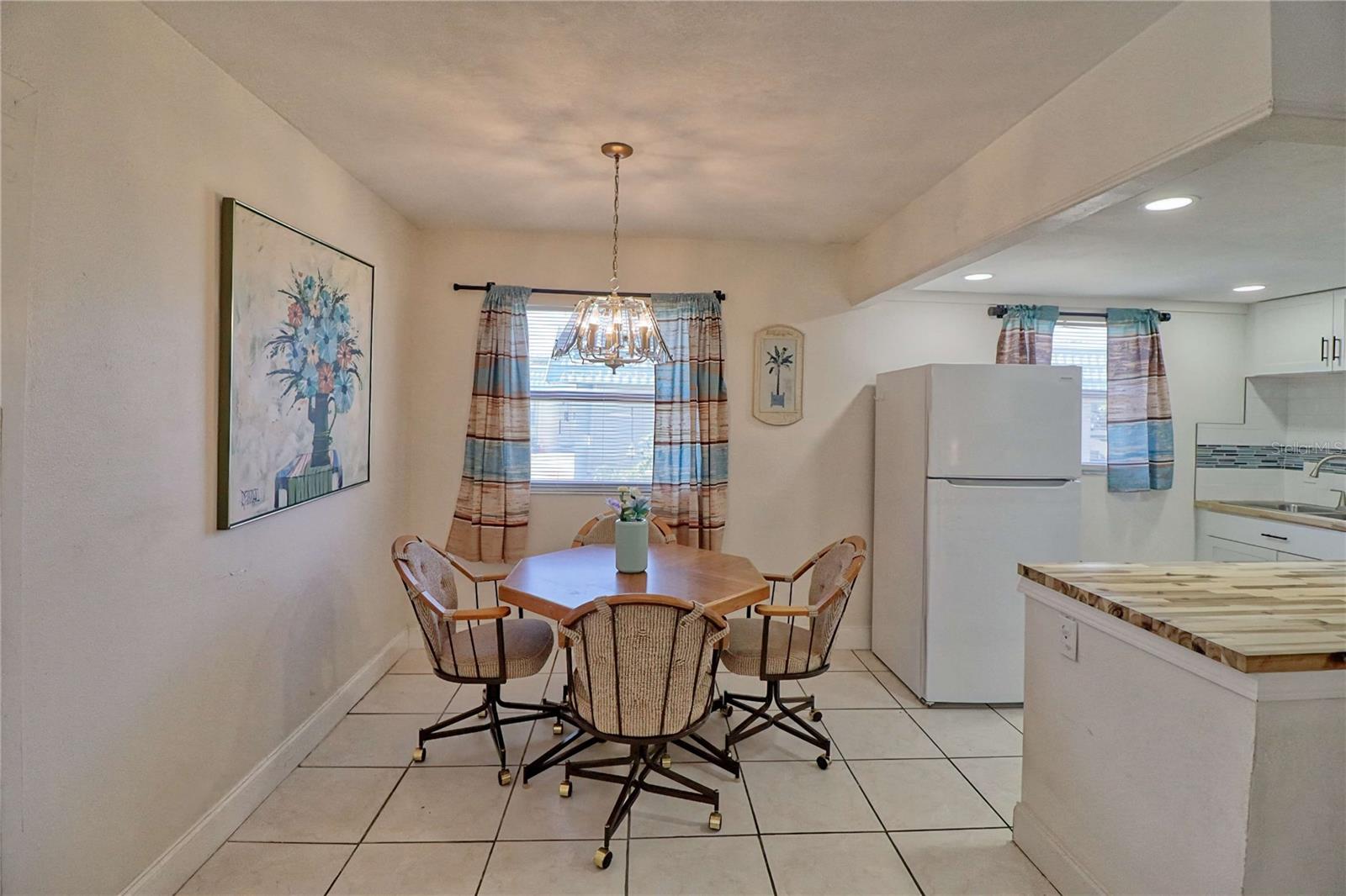 101 CAMBRIDGE TRL #196, SUN CITY CENTER, FL, 33573