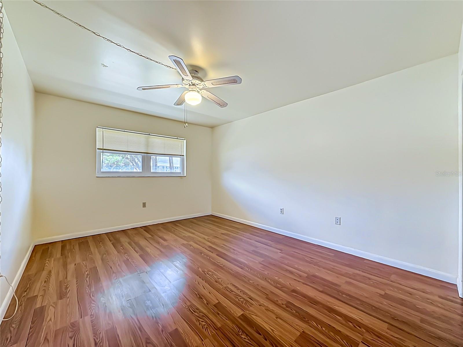 1900 59TH AVE N #106, ST PETERSBURG, FL, 33714
