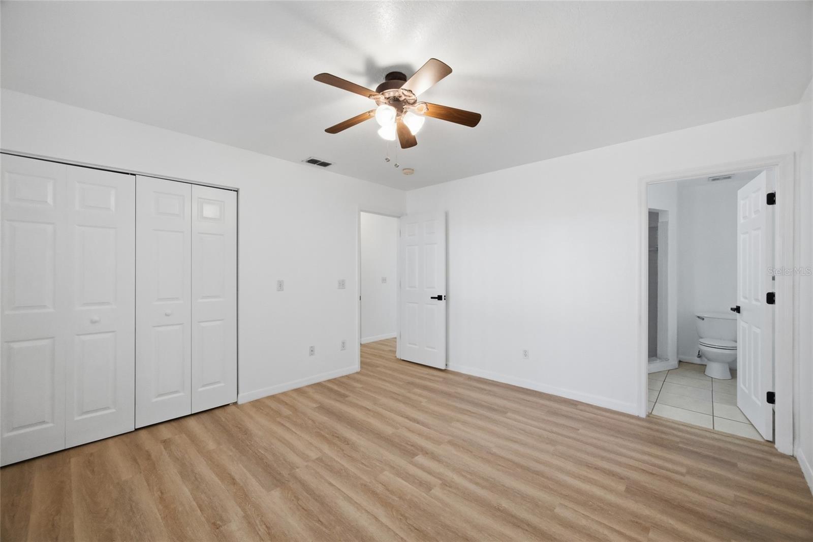 8512 N DIXON AVE, TAMPA, FL, 33604
