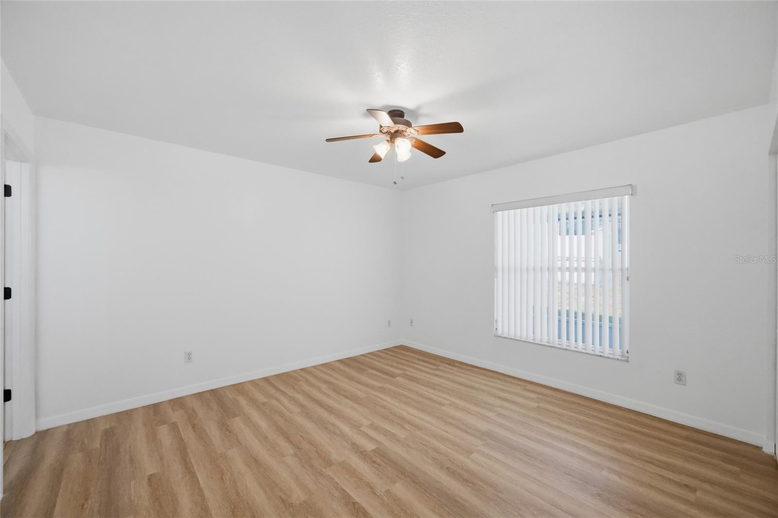 8512 N DIXON AVE, TAMPA, FL, 33604