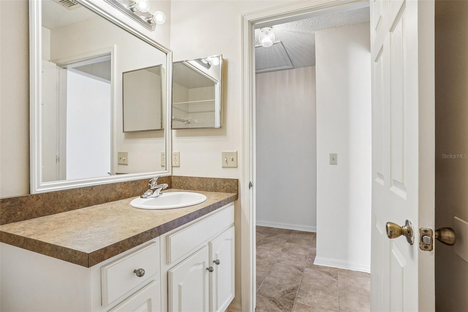2596 ALCLOBE CIR, OCOEE, FL, 34761