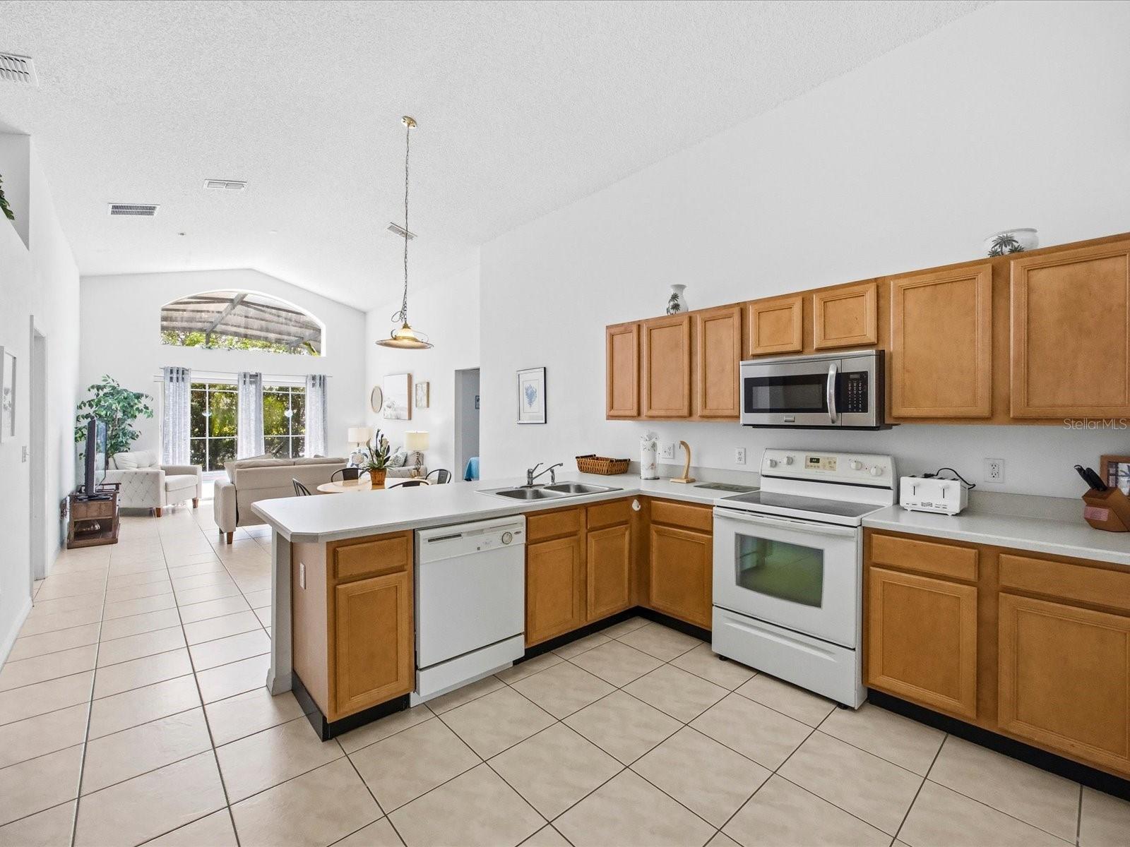 178 HIDEAWAY BEACH LN, KISSIMMEE, FL, 34746