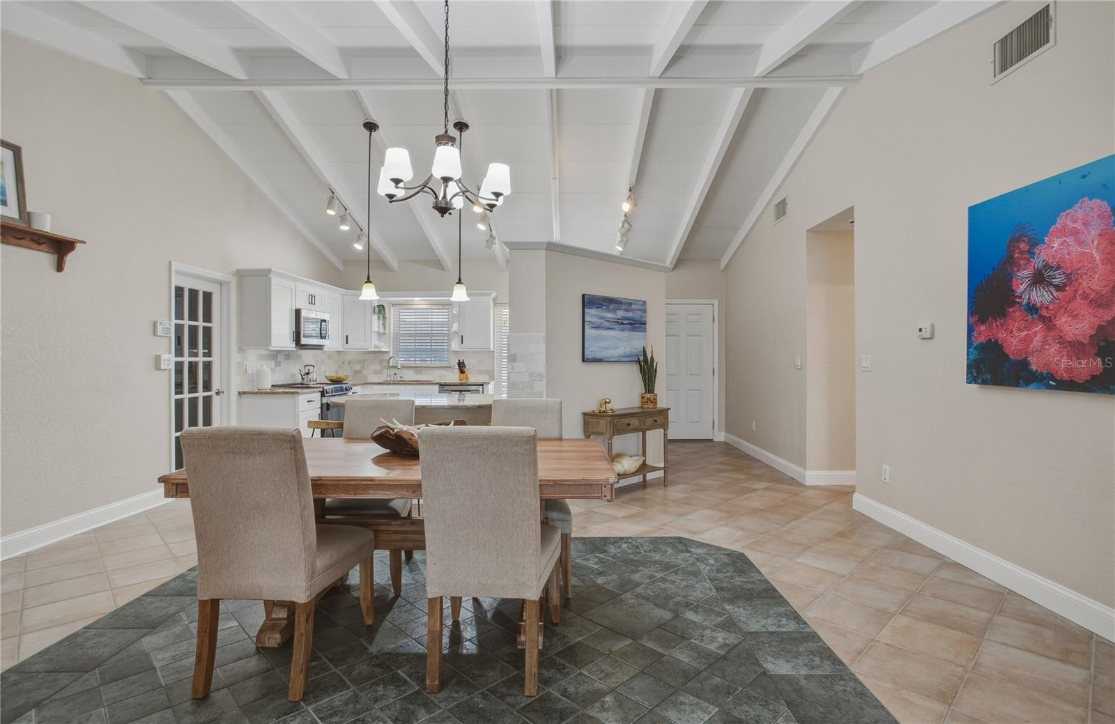324 173RD AVE E, NORTH REDINGTON BEACH, FL, 33708