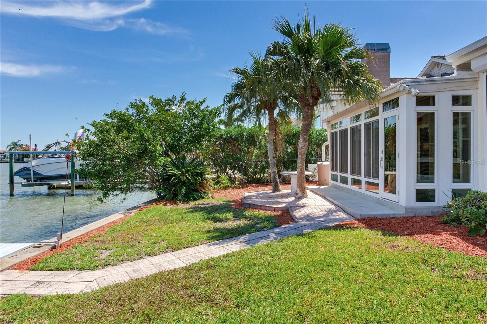 324 173RD AVE E, NORTH REDINGTON BEACH, FL, 33708