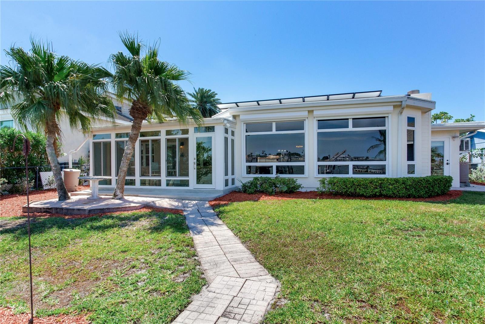 324 173RD AVE E, NORTH REDINGTON BEACH, FL, 33708