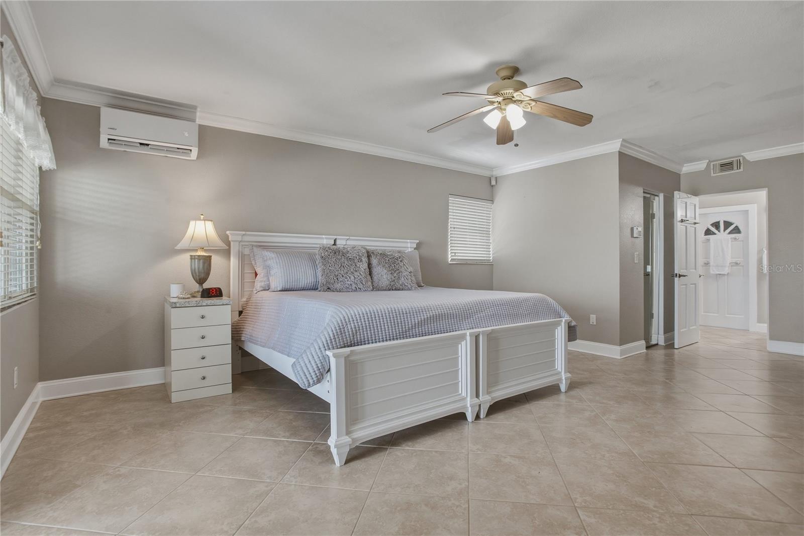 324 173RD AVE E, NORTH REDINGTON BEACH, FL, 33708