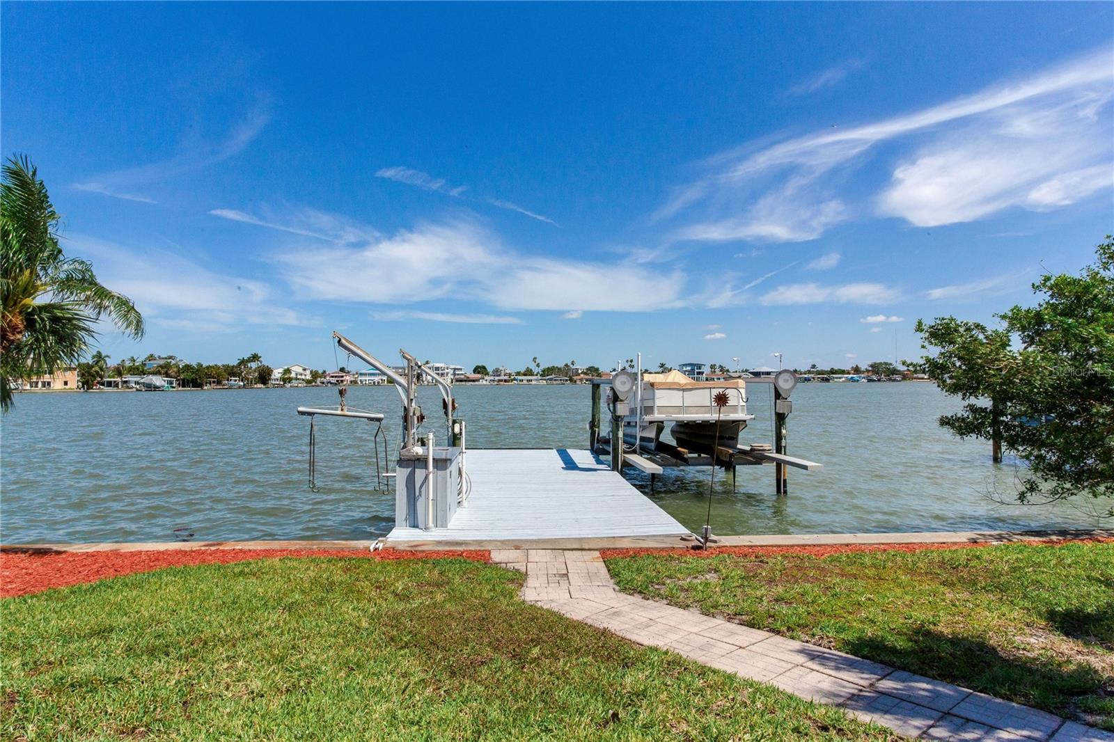 324 173RD AVE E, NORTH REDINGTON BEACH, FL, 33708