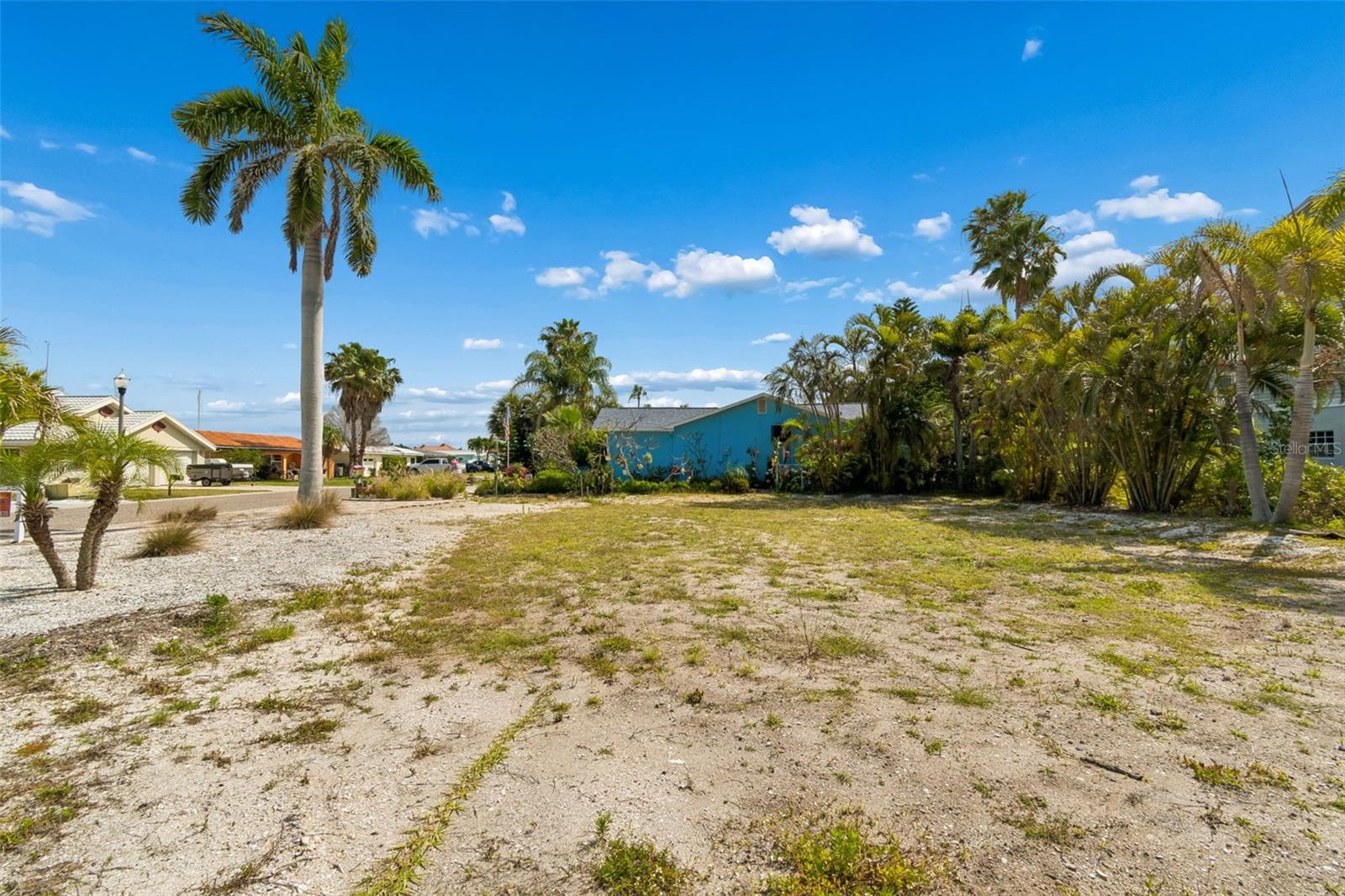 211 176TH TERRACE DR E, REDINGTON SHORES, FL, 33708