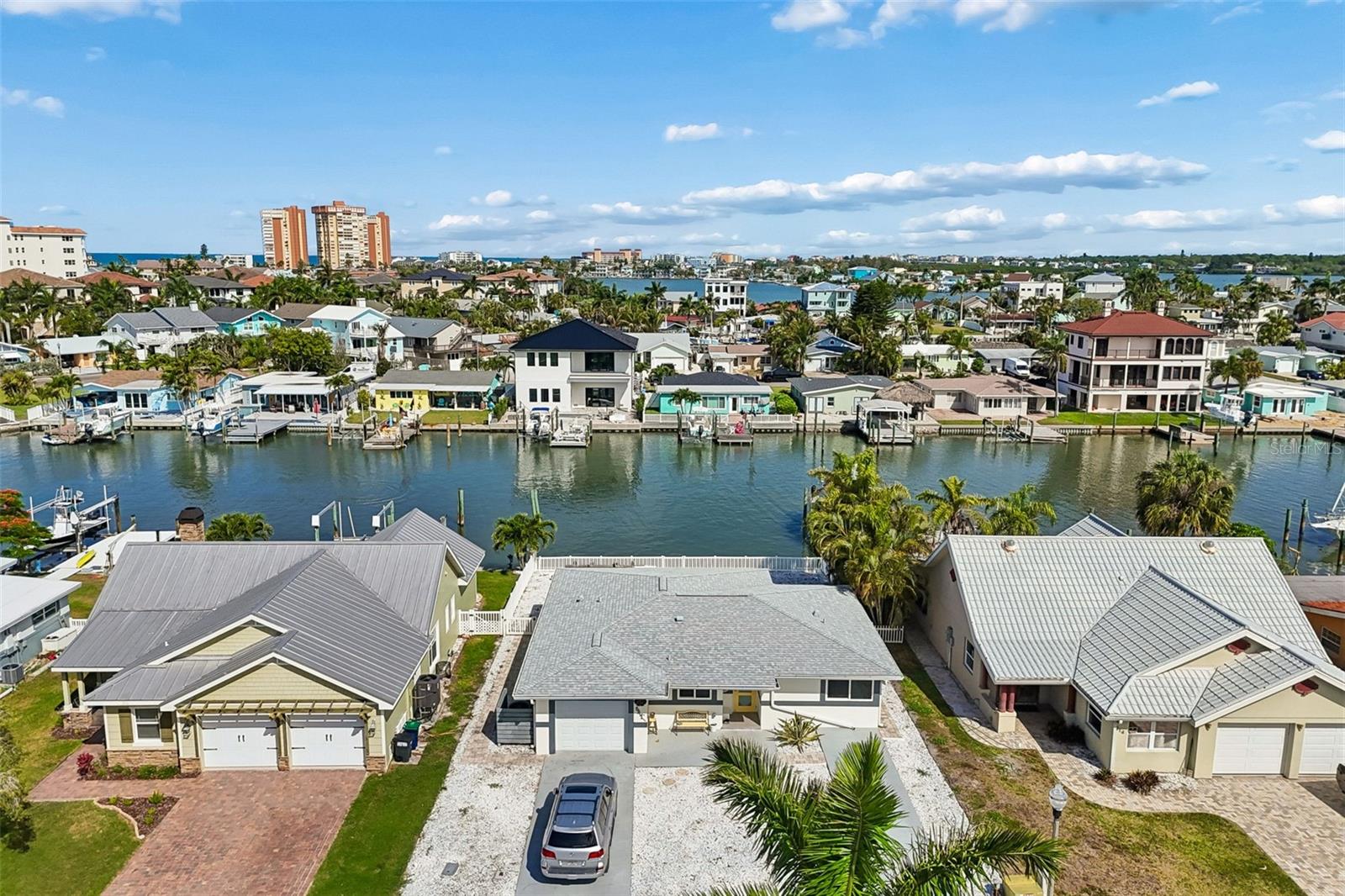 211 176TH TERRACE DR E, REDINGTON SHORES, FL, 33708