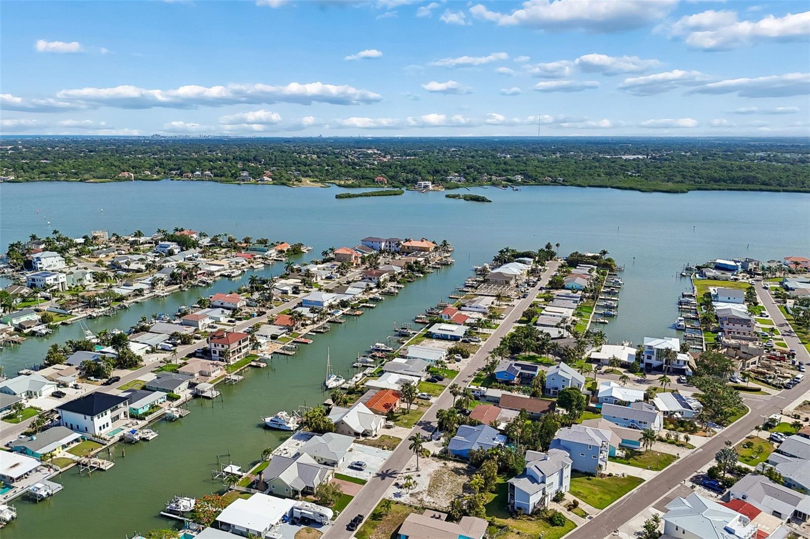 211 176TH TERRACE DR E, REDINGTON SHORES, FL, 33708