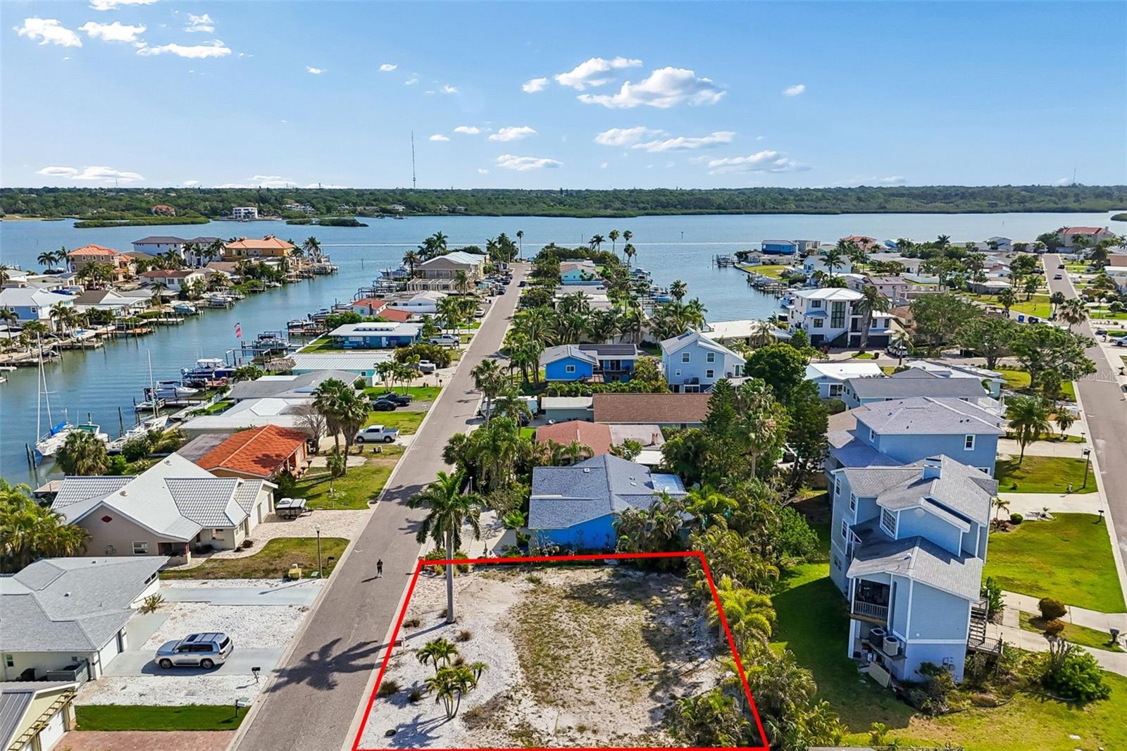 211 176TH TERRACE DR E, REDINGTON SHORES, FL, 33708