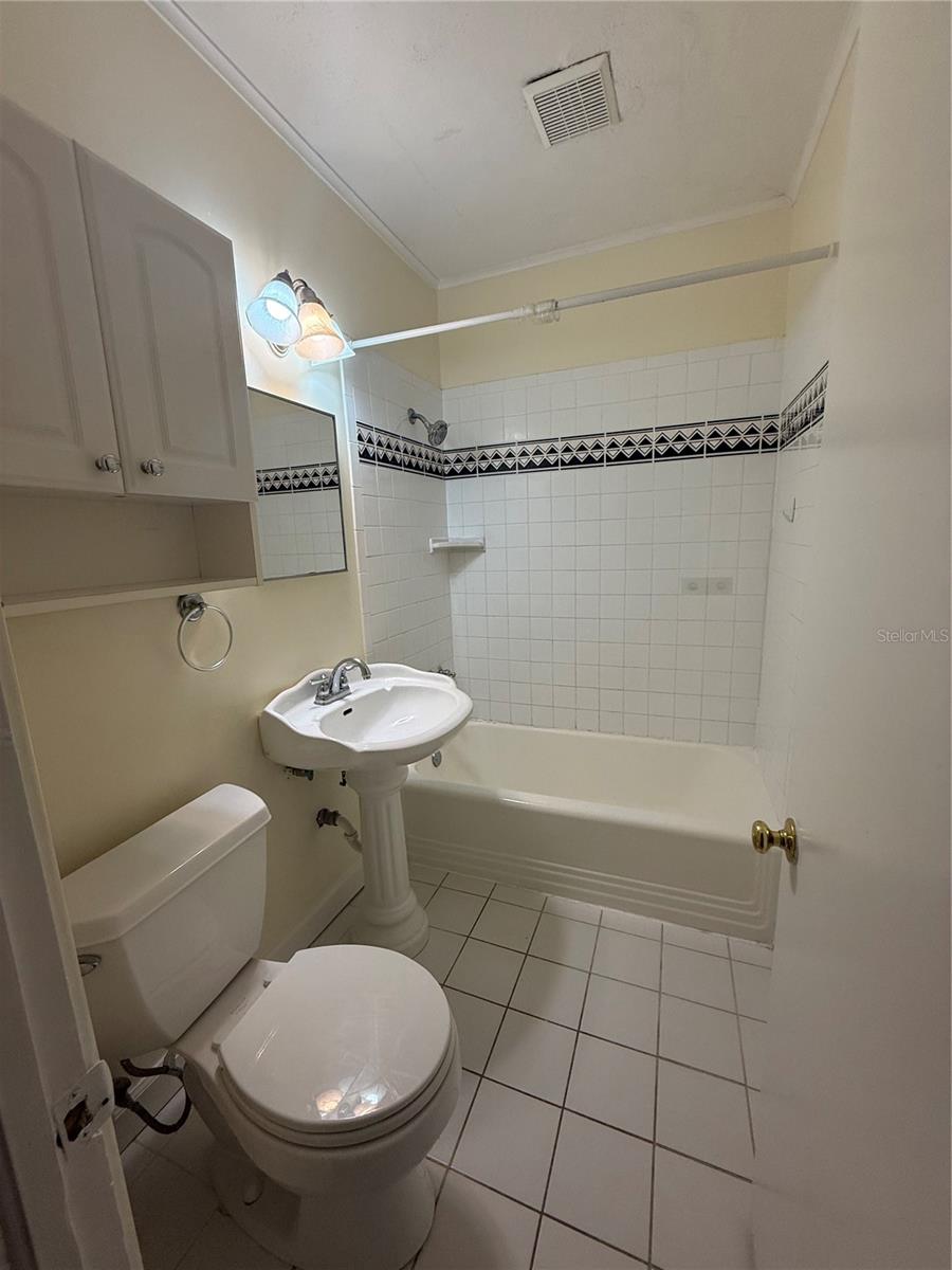 1262 WOODLAWN TER, CLEARWATER, FL, 33755