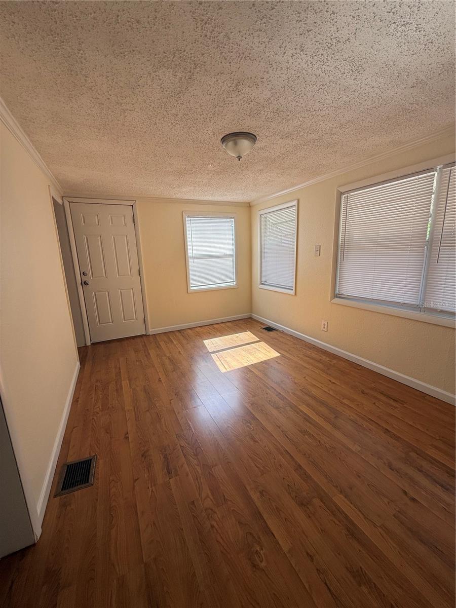 1262 WOODLAWN TER, CLEARWATER, FL, 33755