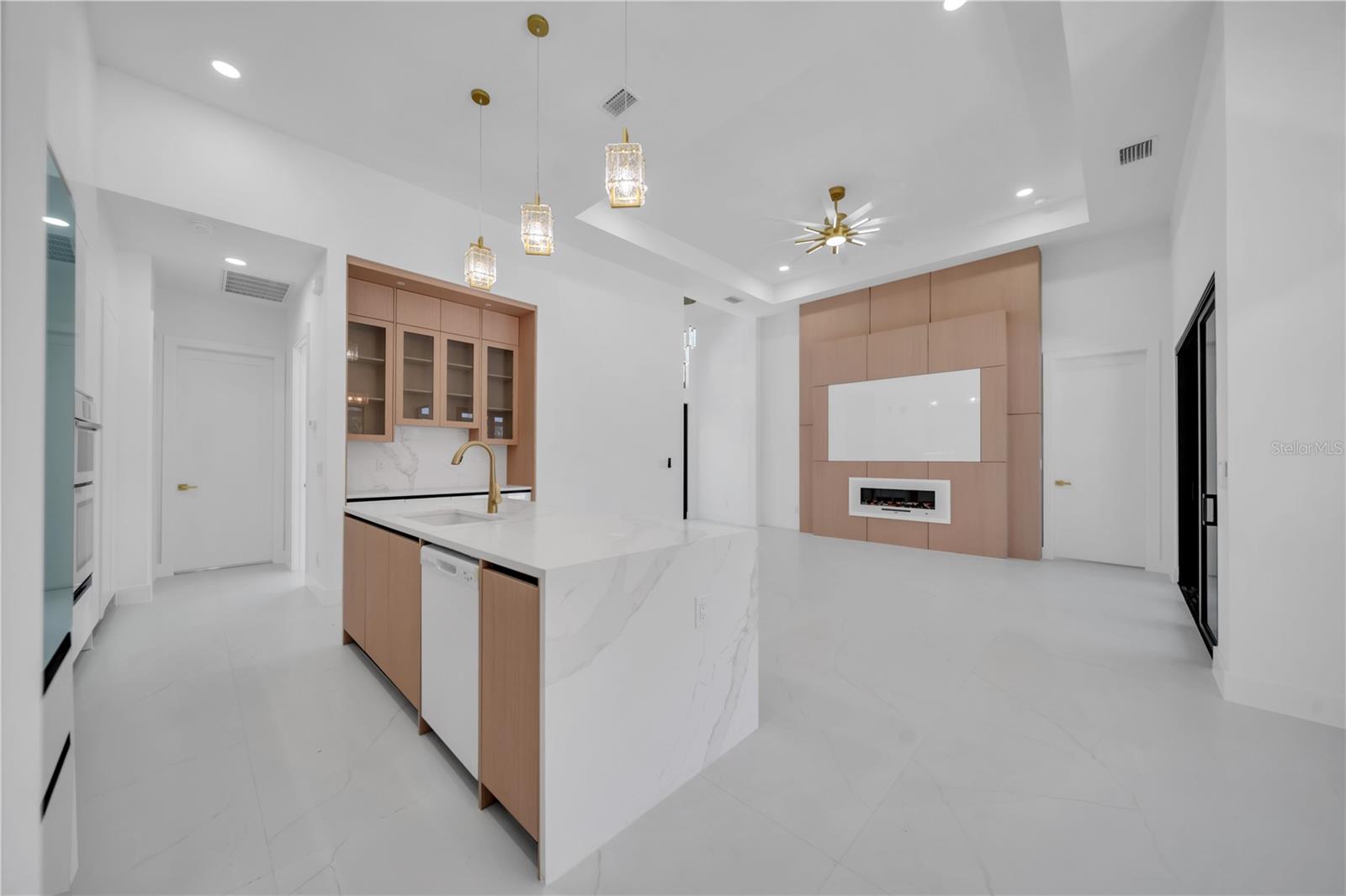 1114 SW 8TH PL, CAPE CORAL, FL, 33991