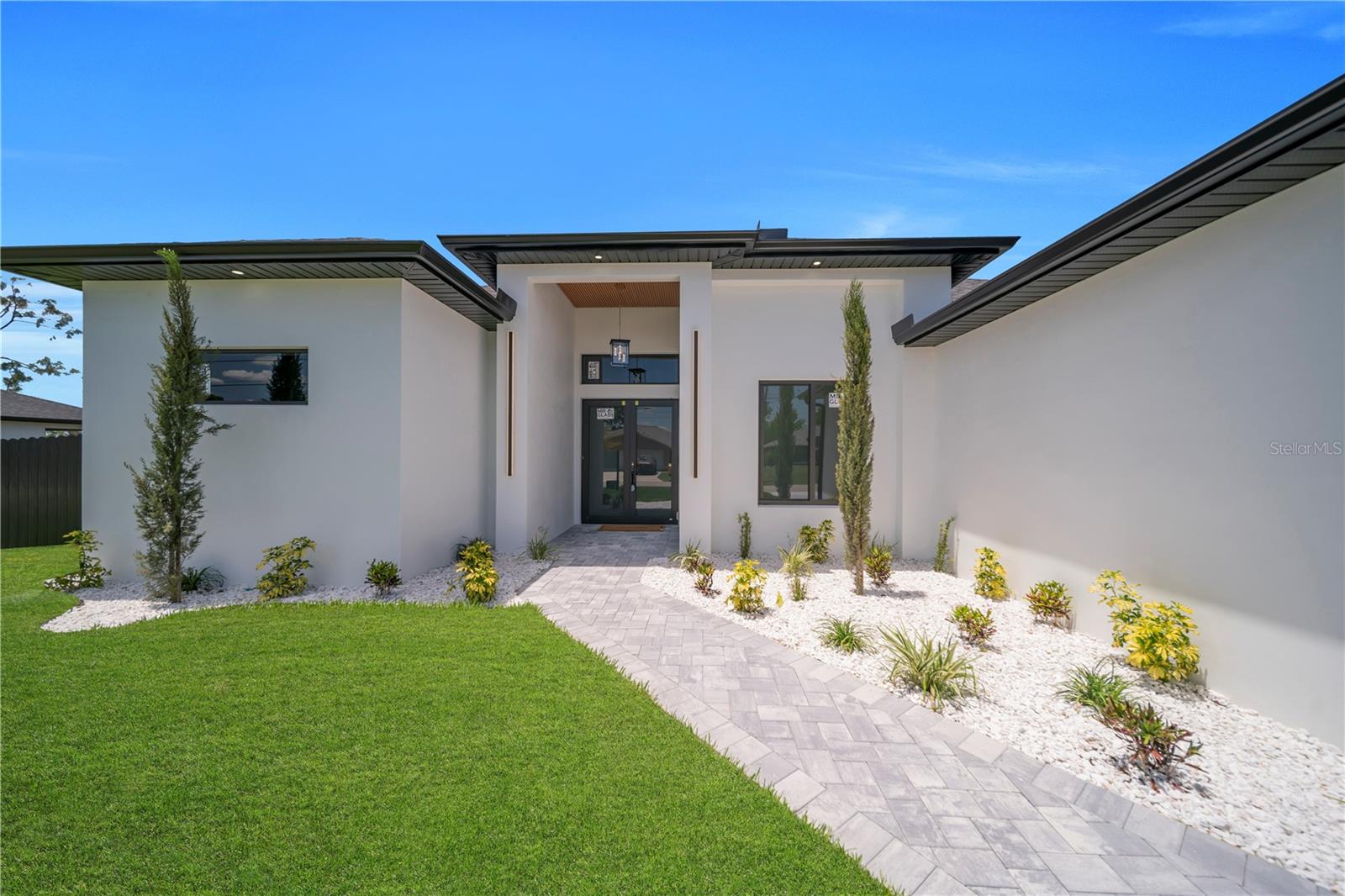 1114 SW 8TH PL, CAPE CORAL, FL, 33991