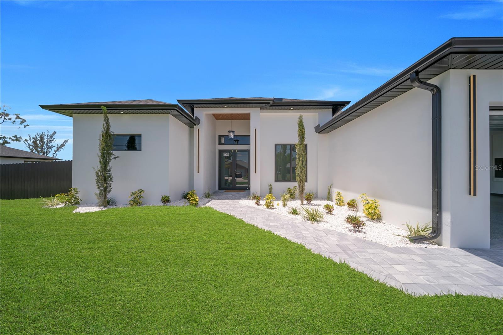 1114 SW 8TH PL, CAPE CORAL, FL, 33991