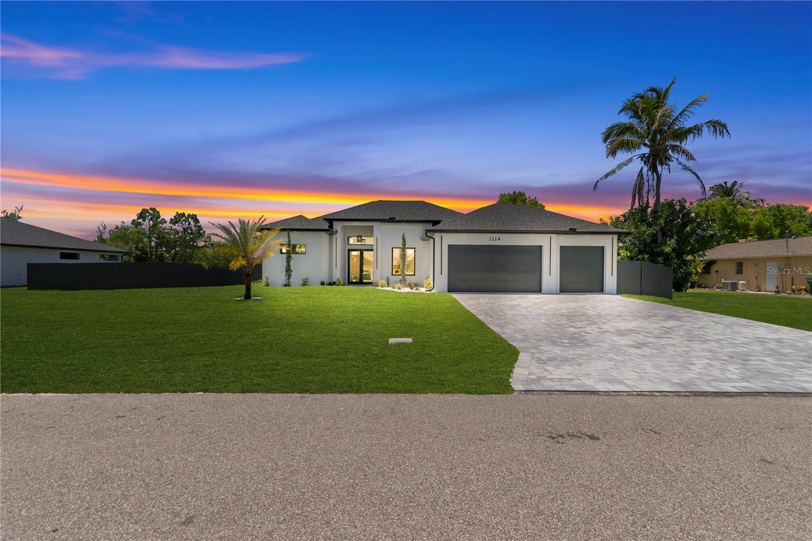 1114 SW 8TH PL, CAPE CORAL, FL, 33991