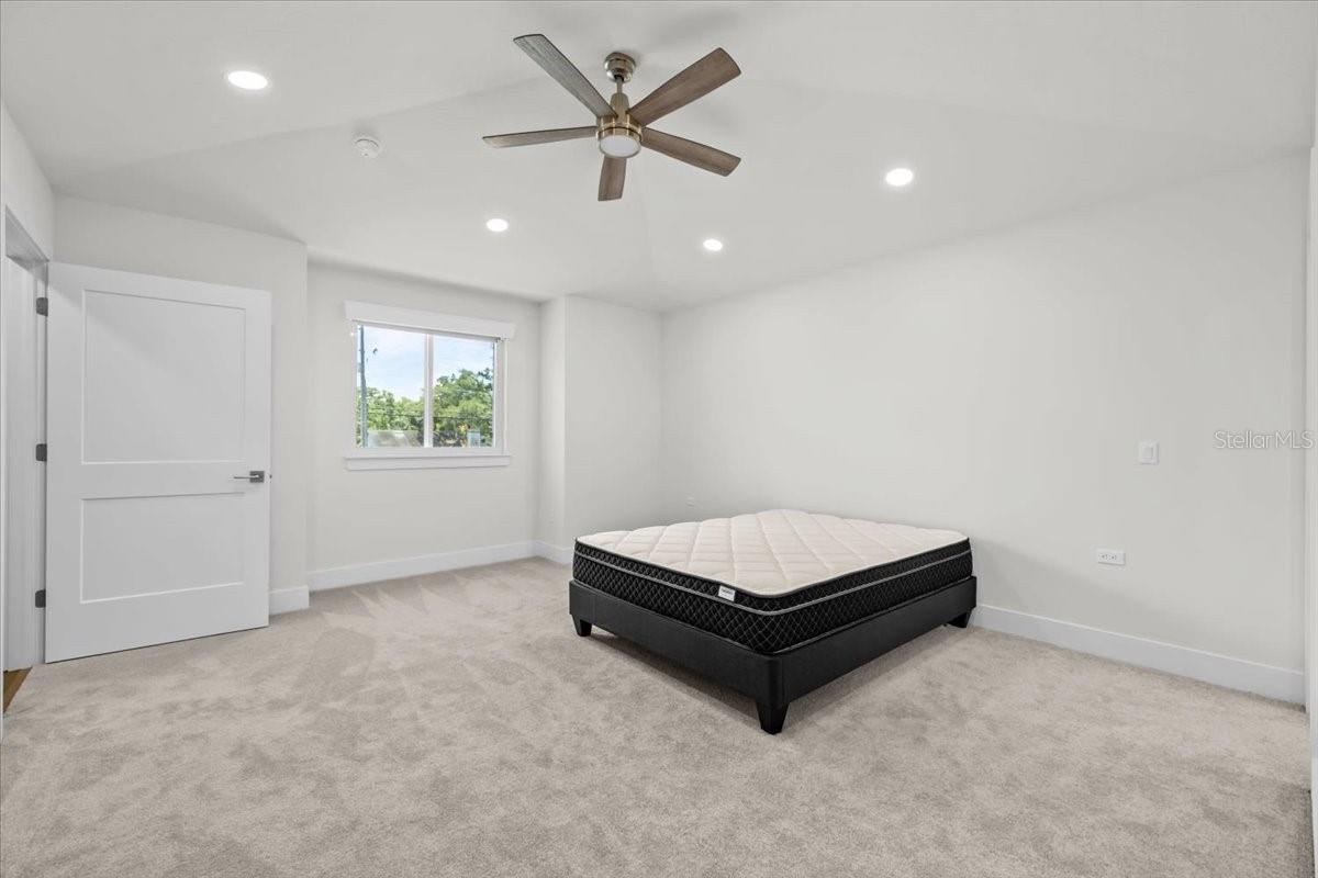 201 LAROCCA CT, PALM HARBOR, FL, 34683