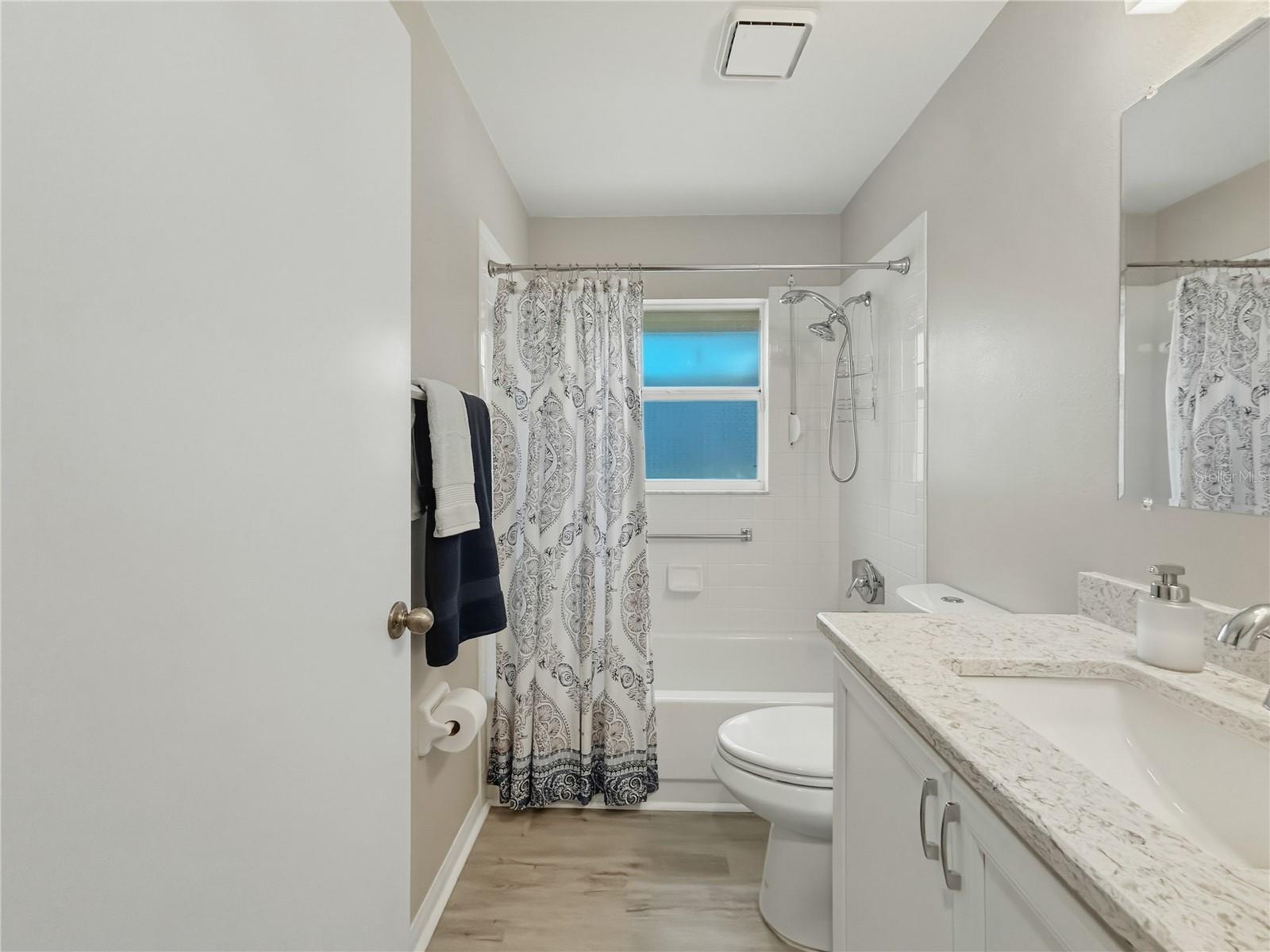 2309 E DEL WEBB BLVD, SUN CITY CENTER, FL, 33573
