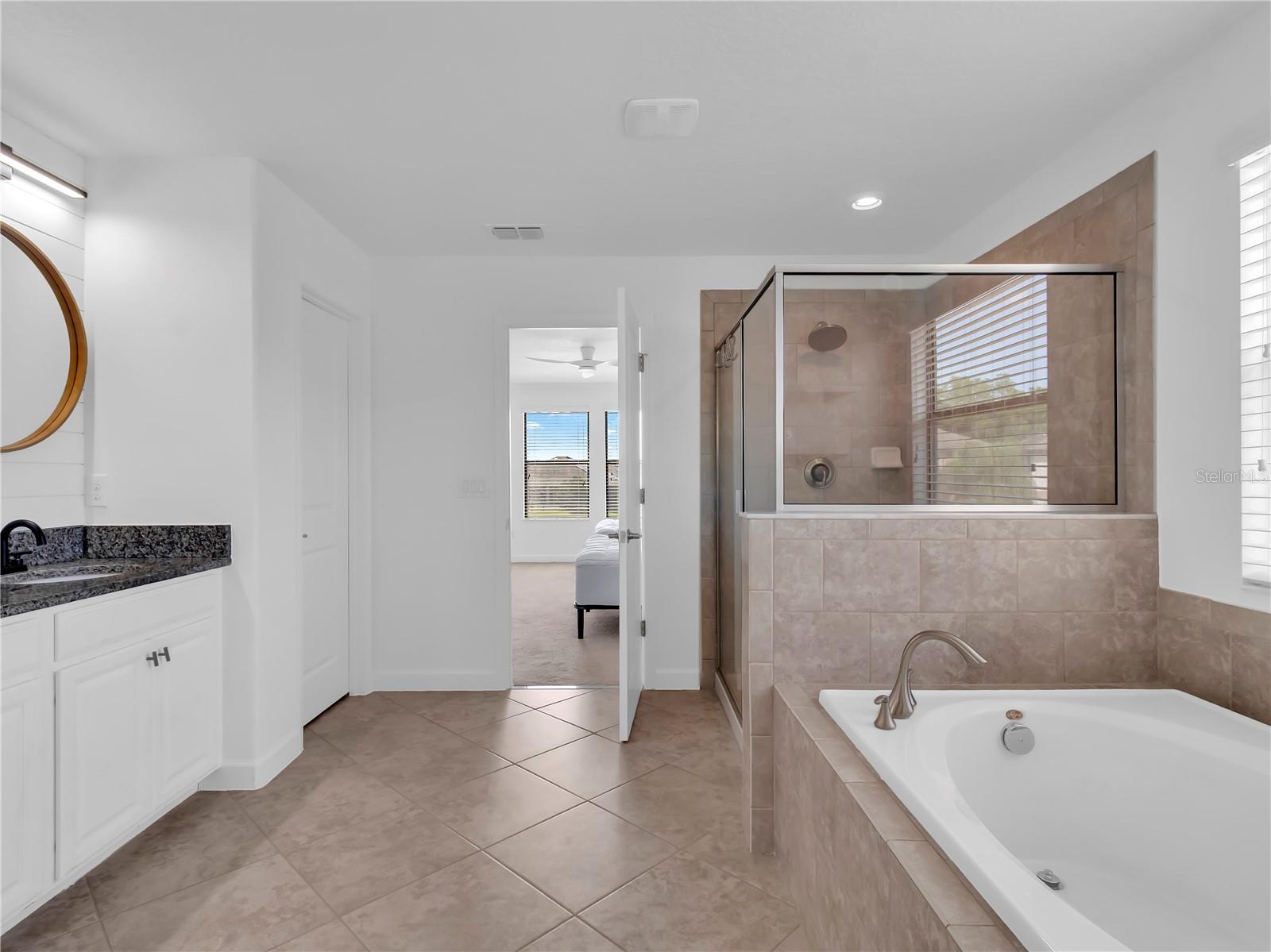 5052 IVORY STONE DR, WIMAUMA, FL, 33598