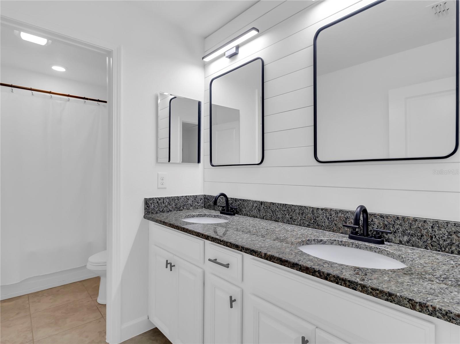 5052 IVORY STONE DR, WIMAUMA, FL, 33598