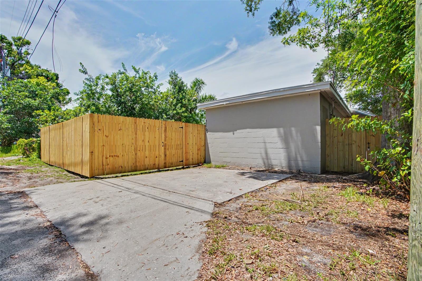 850 18TH AVE S, ST PETERSBURG, FL, 33705