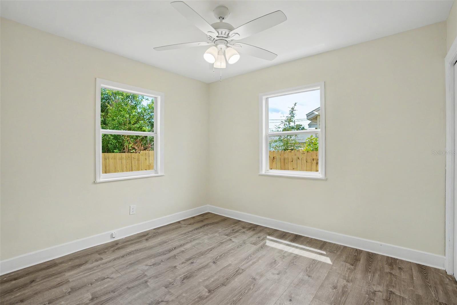 850 18TH AVE S, ST PETERSBURG, FL, 33705