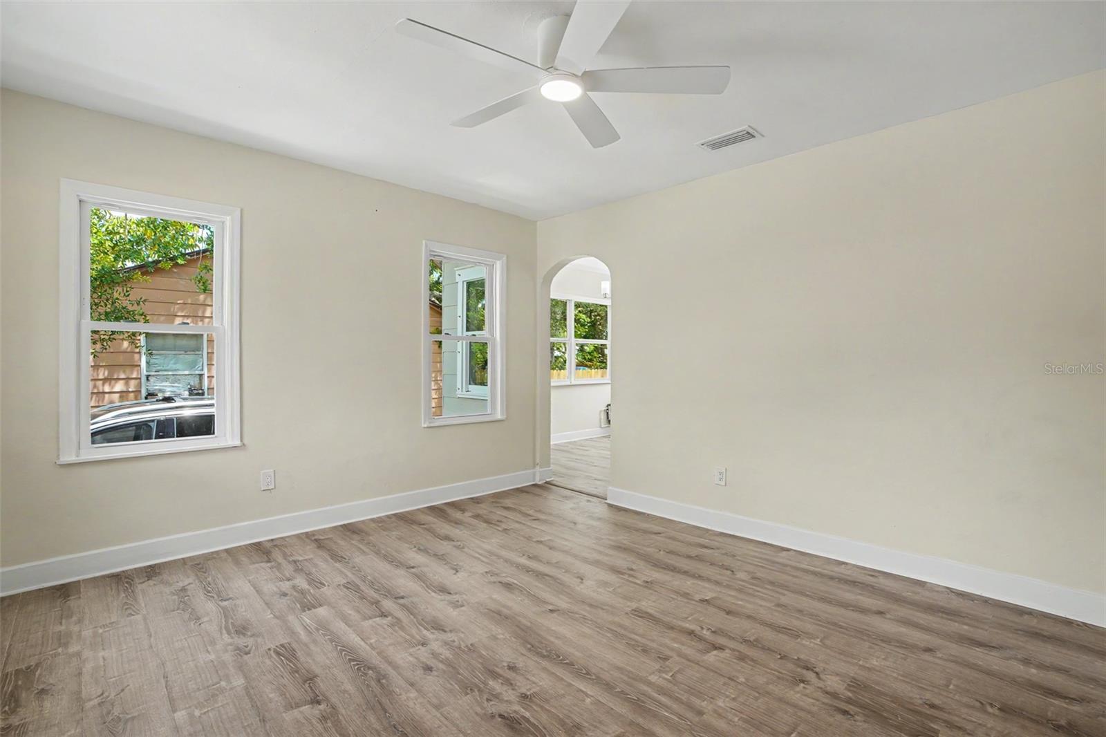 850 18TH AVE S, ST PETERSBURG, FL, 33705