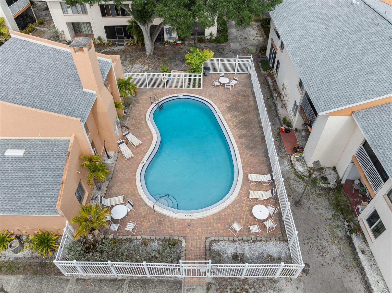 657 99TH AVE N #101, ST PETERSBURG, FL, 33702