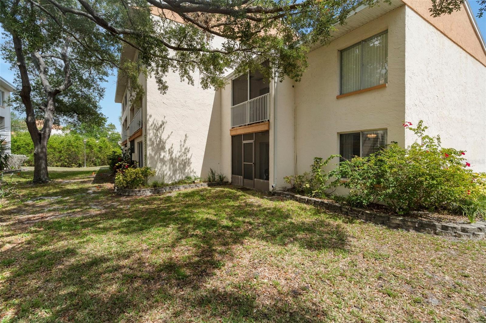 657 99TH AVE N #101, ST PETERSBURG, FL, 33702
