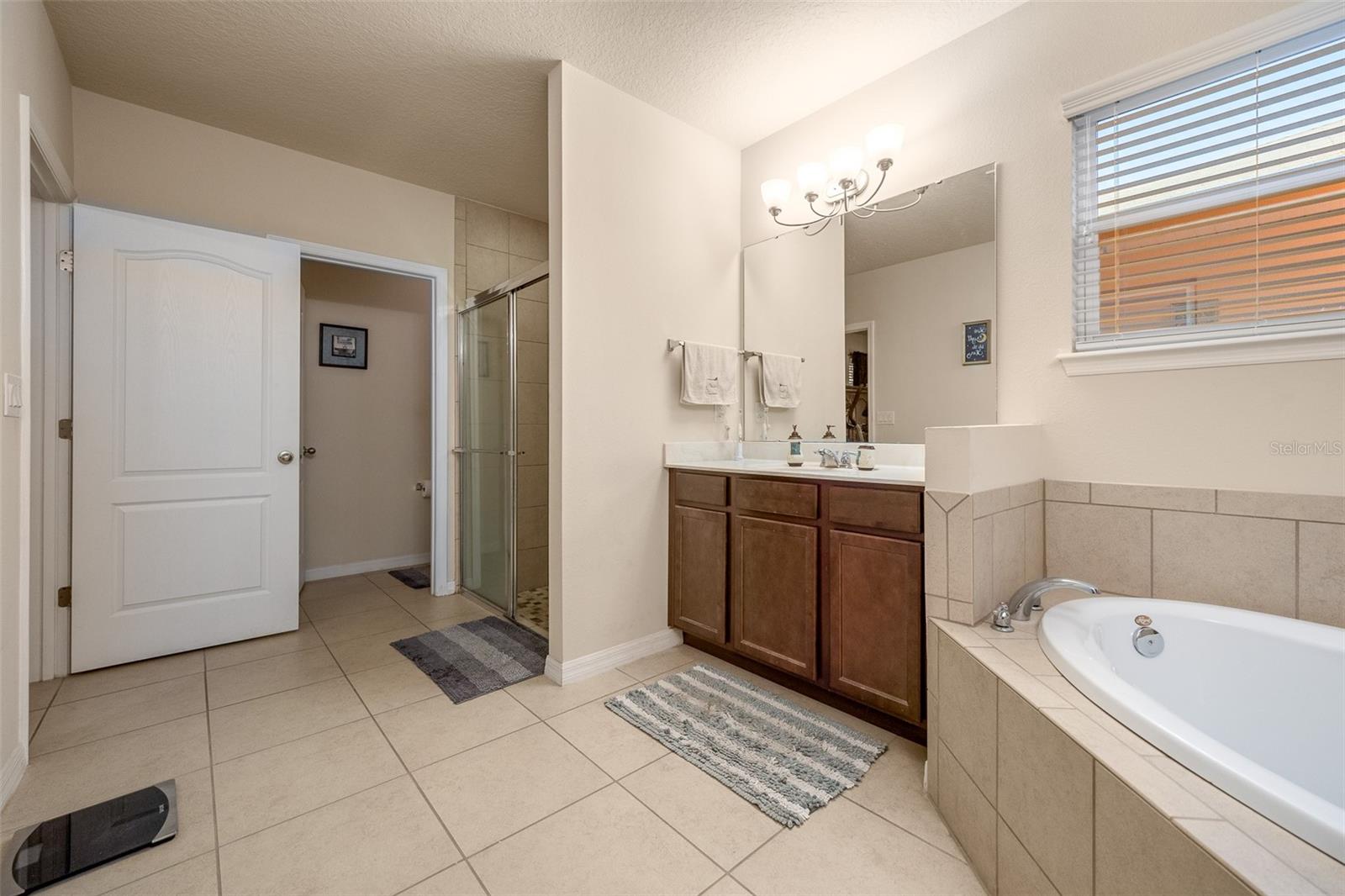 5128 GRASSY KNOLL DR, TAVARES, FL, 32778