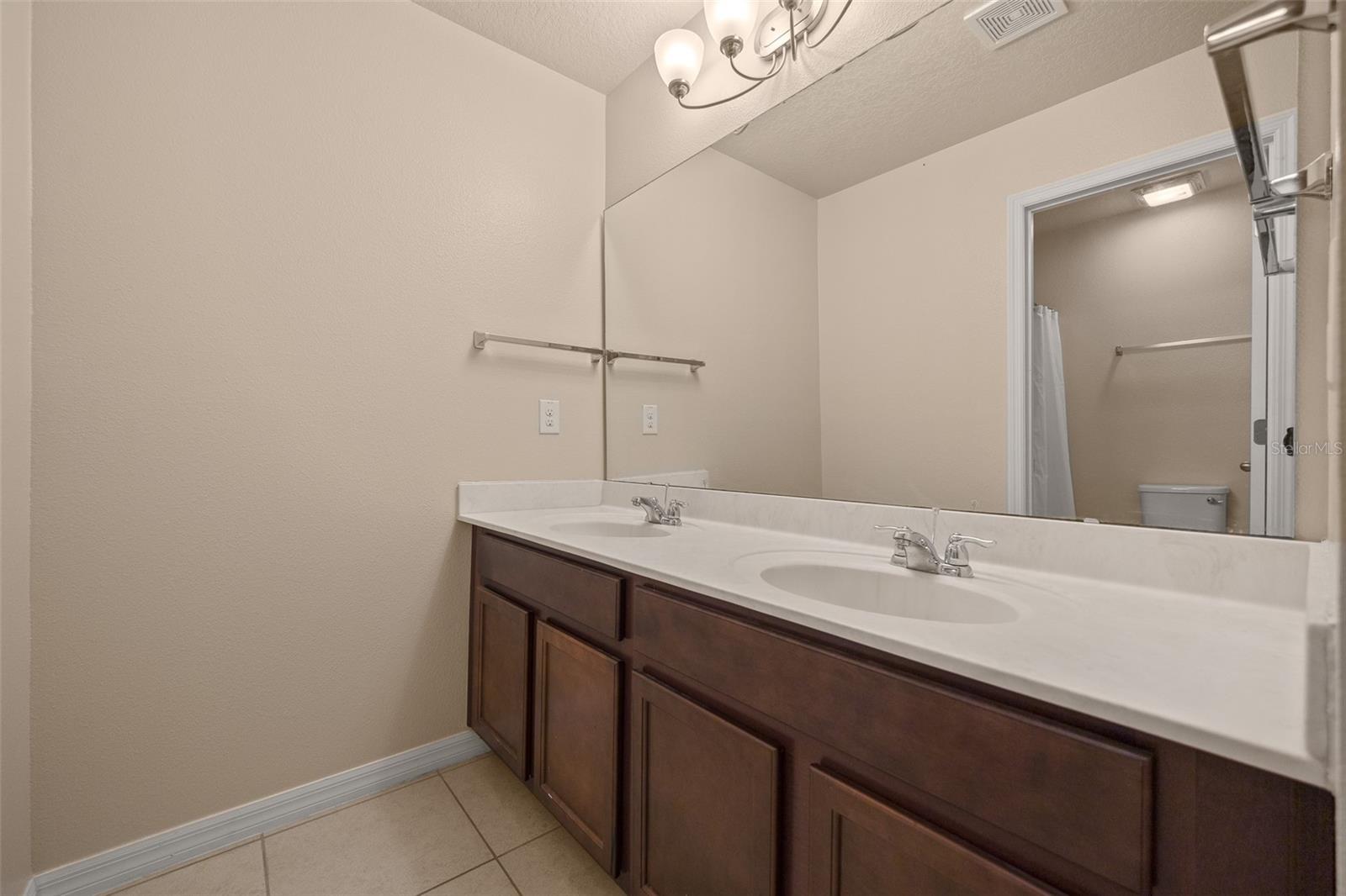 5128 GRASSY KNOLL DR, TAVARES, FL, 32778