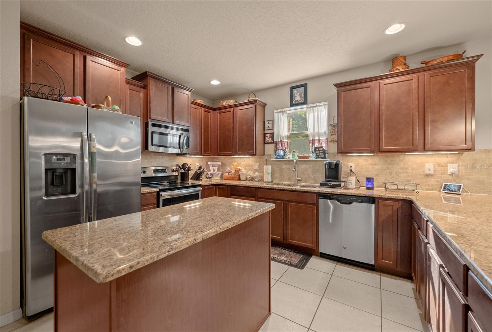 5128 GRASSY KNOLL DR, TAVARES, FL, 32778