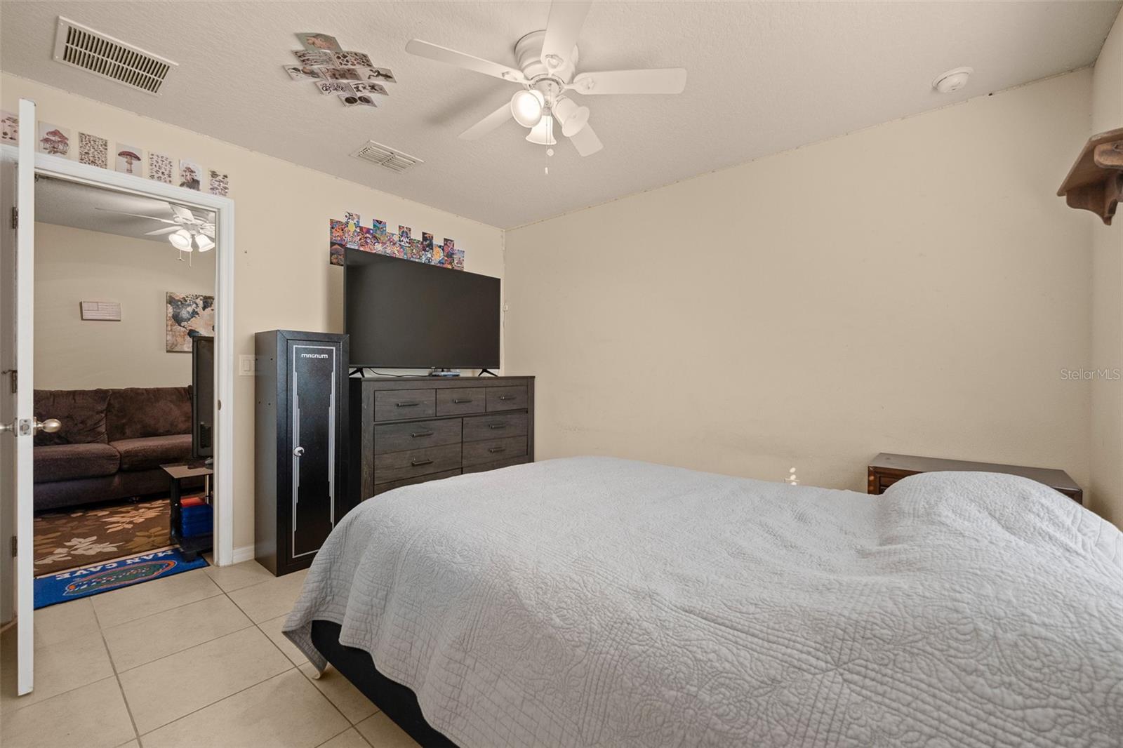 5128 GRASSY KNOLL DR, TAVARES, FL, 32778