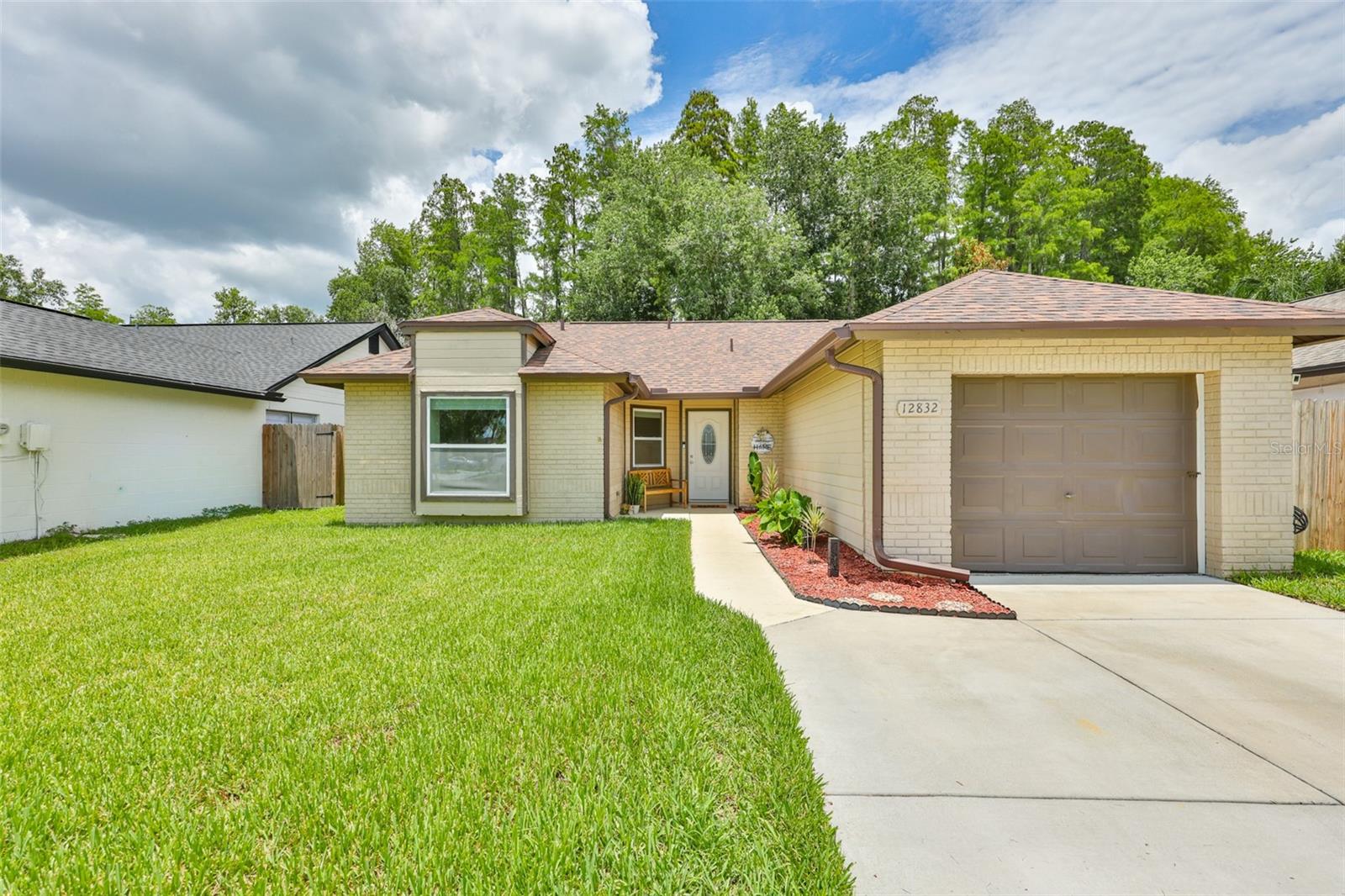 12832 COVERDALE DR, TAMPA, FL, 33624