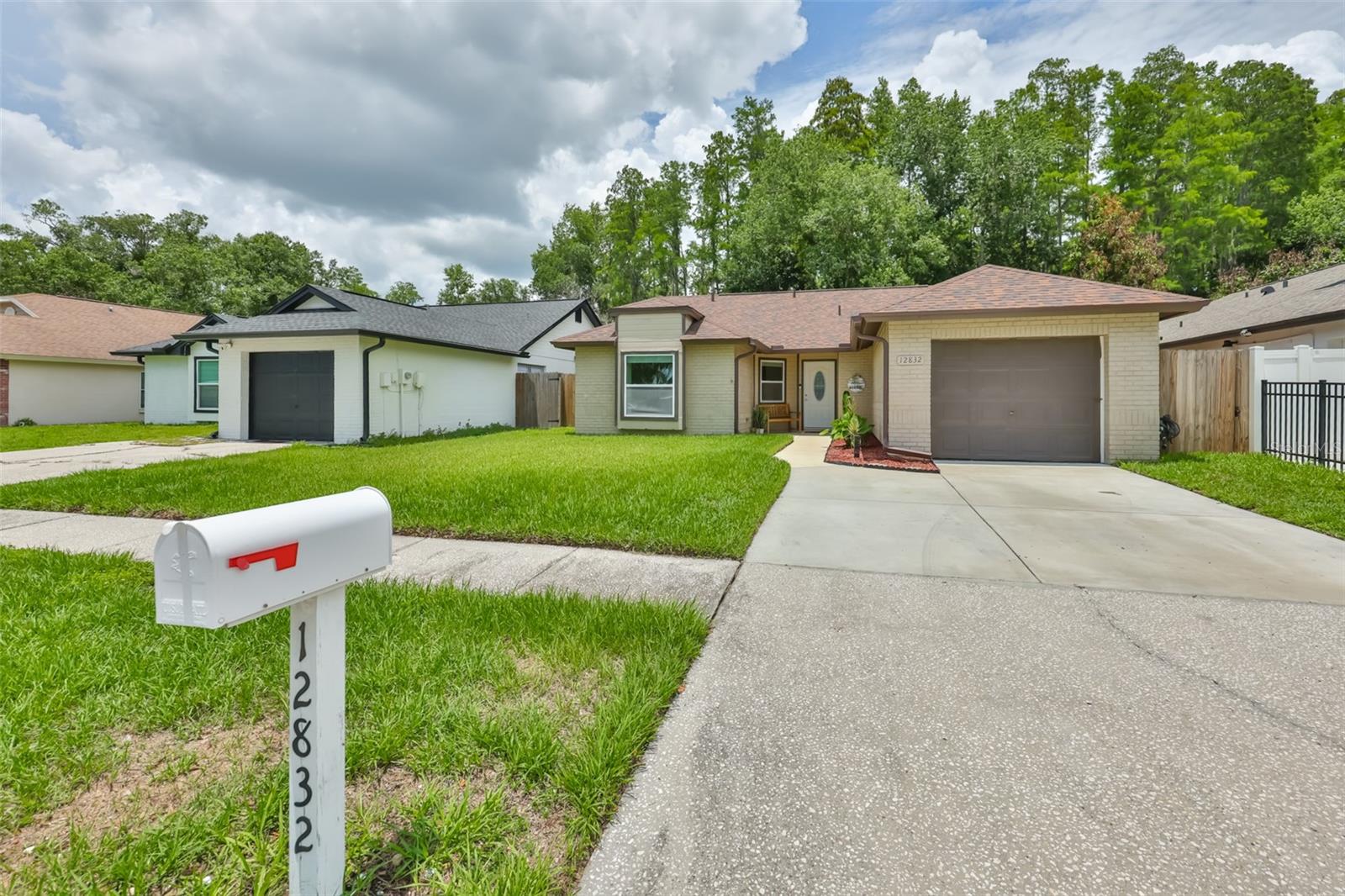 12832 COVERDALE DR, TAMPA, FL, 33624