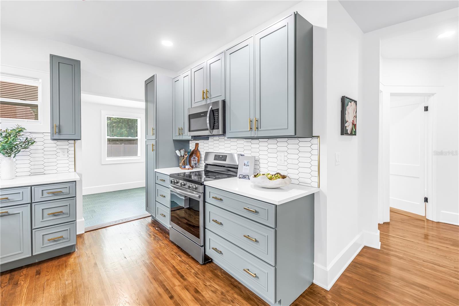 2220 23RD ST S, ST PETERSBURG, FL, 33712