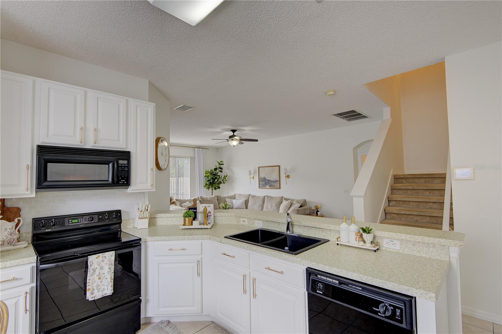 963 CHERRY VALLEY WAY, ORLANDO, FL, 32828