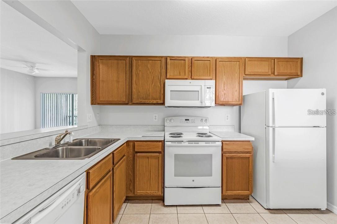 9519 NEWDALE WAY #201, RIVERVIEW, FL, 33578