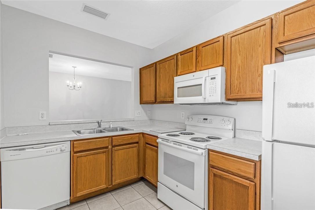 9519 NEWDALE WAY #201, RIVERVIEW, FL, 33578